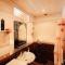 Center Hostel and Tours