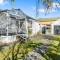 Centrally Located - Greytown Holiday Home