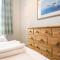 Seaside Retreat in North Bay - with parking