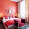 Das Kleine Hotel