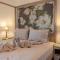 Dandy Villas Nea Roda - Melodic Waves - Private - Pool - Parking - Cellar