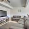 New ! Slopeside Townhome : WFH, Ski, Dine & Hike