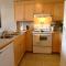 Apartment 407, Contemporary Decor