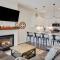 New Luxury Loft 16 I Huge Hot Tub I Great Views I Best Price I FREE Adventures Daily