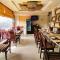 Hotel Ozas Grand