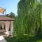 Asso Bed & Breakfast