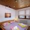 House Petra on the beach-sea - 策萨利卡
