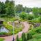 Ilona Apartments -"Home Away From Home"