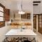 BnS Dauro Suites