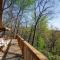 Bear View Chalet with hot tub and near Ober - غاتلينبرغ