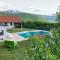 Silent Village Villa with Swimming Pool - موستار