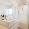 Sapphire Sands - Pet Friendly - Community Pool