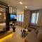 Lavris City Suites