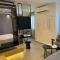 Lavris City Suites