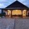 Tisza White House