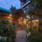 Jurias Garden Hotel