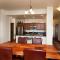 Peregrine Point 306