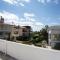 Τraditional fully detached villa on a luxurious hillock of Thessaloniki with its own garden also for family & wedding gatherings for 10 to 25 people only 15 minutes from airport - Салоніки