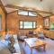 Boothbay Harbor Cabin with Spacious Deck and Yard! - 布斯贝港
