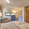 Boothbay Harbor Cabin with Spacious Deck and Yard!