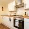 3 Bedroom-5 Beds Newland Ave Kings Palace Leisure-Contractor-Heart of Hull Amenities