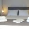 Valmar Hotel