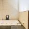 RedDoorz near Waterboom Lippo Cikarang - 芝卡朗