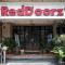 RedDoorz near Waterboom Lippo Cikarang - 芝卡朗