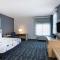 La Quinta Inn & Suites by Wyndham Manassas, VA- Dulles Airport - Manassas