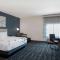 La Quinta Inn & Suites by Wyndham Manassas, VA- Dulles Airport - Manassas