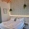 Elle Ecoholiday