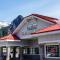 The Summit Inn - Snoqualmie Pass