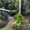 Honeybee House Cottage in the Rainforest