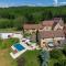 Le Four à Pain, Gîte avec piscine et SPA proche Sarlat - 马尔凯