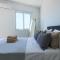 Phaedrus Living: Seaside Luxury Flat Lighthouse 74
