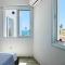 Phaedrus Living: Seaside Luxury Flat Lighthouse 74