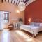 Casona Gildana: Historia, Patrimonio/E-working