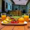 Casona Gildana: Historia, Patrimonio/E-working