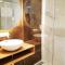 MANZANO PALACE. Habitaciones y Suites 30 m2 en la Plaza Mayor
