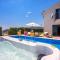 Villa Calma with heated pool,jacuzzi, Finnish sauna and 4 bedrooms - Gata