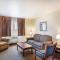 Quality Inn & Suites Eldridge Davenport North