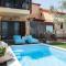 Dandy Villas Nea Roda - Melodic Waves - Private - Pool - Parking - Cellar