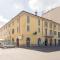 Sant’Agostino Apartments by Rent All Como