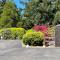 The Redwood Guesthouse at the Floras Lake Getaway - Langlois