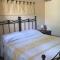 Donna Violante Porto Corallo Affittacamere