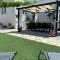 Modern apartment with an outdoor jacuzzi