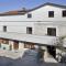 Holiday apartment in Funtana with balcony, air conditioning, WiFi, washing machine 4982-3
