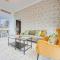 Sunny 1BR at Canal Residences West Dubai Sports City by Deluxe Holiday Homes
