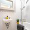 The Bs Hive, Modern, stylish, 2 bedroom house, in Harrogate centre