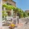 Finca Lhort de Can Bota,con piscina privada